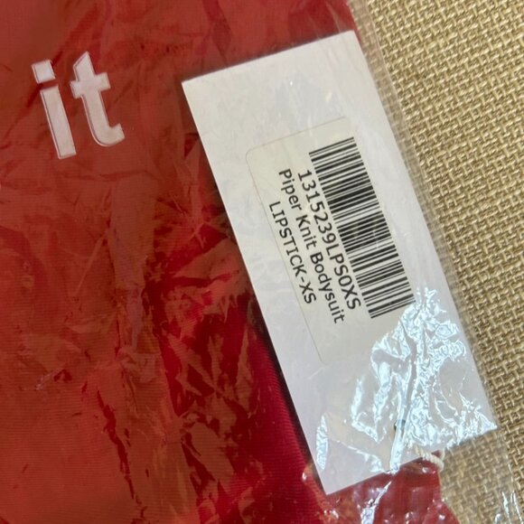 NWT Reformation Piper Knit Bodysuit XSmall Lipstick - Picture 5 of 6